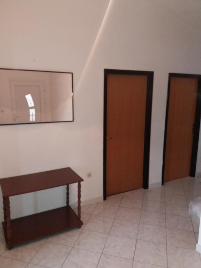 Apartment Viktoria Примоштен Экстерьер фото